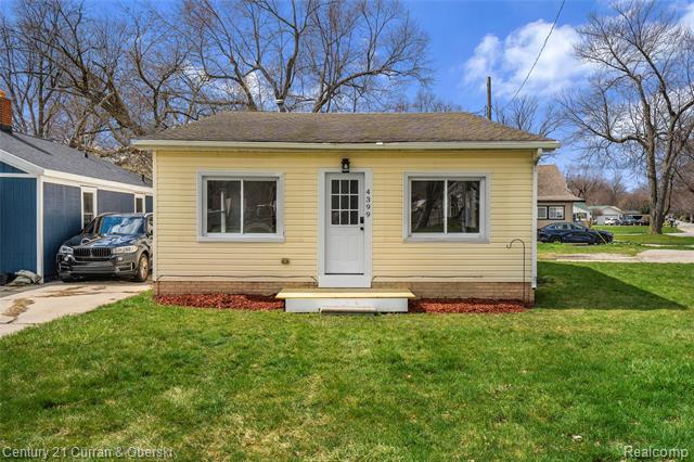 front view picture of 4399 2Nd Street, Newport, MI. 48166
