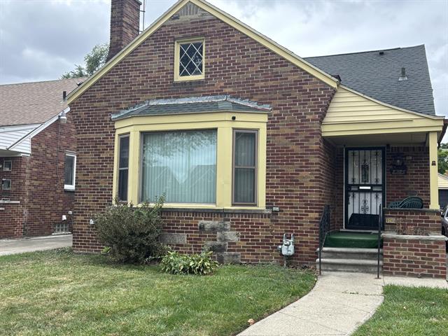 front view picture of 8285 Cheyenne Street, Detroit, MI. 48228