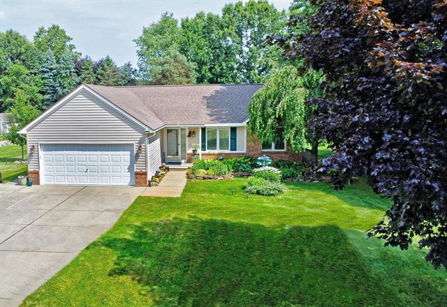 front view picture of 571 S Newman Rd, Lake Orion, MI. 48362