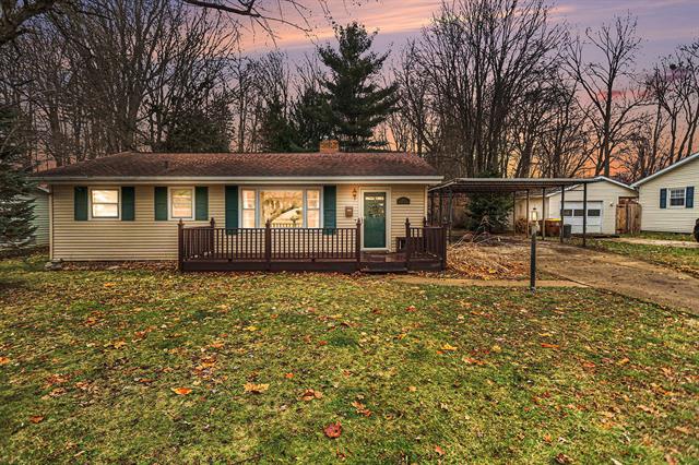 front view picture of 319 Ferguson Road, Marshall, MI. 49068
