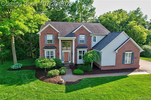 front view picture of 9589 Wellington Ct, Clarkston, MI. 48348