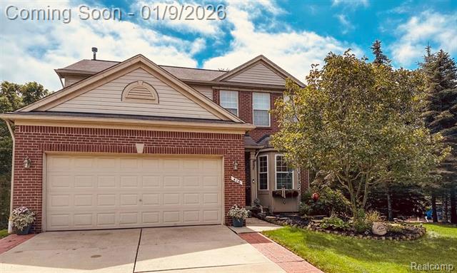 front view picture of 416 Otter Run Rd, Holly, MI. 48442