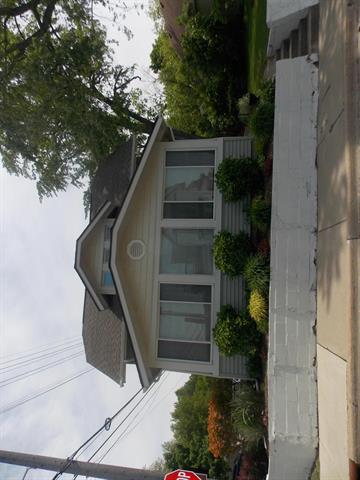front view picture of 350 N Broadway St, Lake Orion, MI. 48362