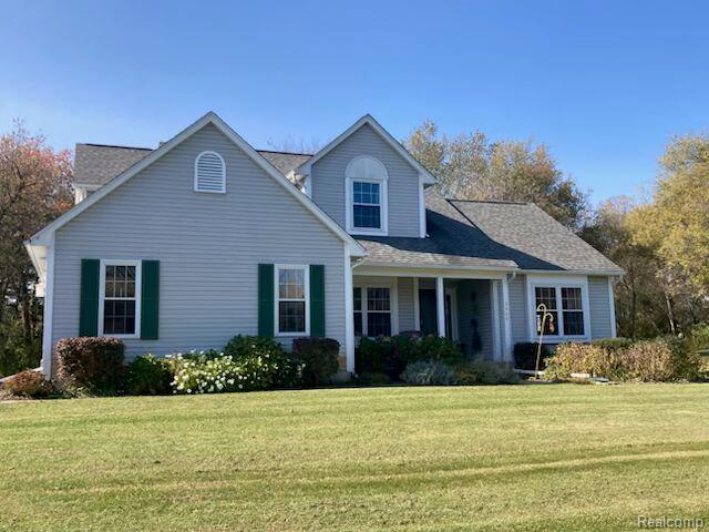front view picture of 3920 Sand Bar Ct, Oxford, MI. 48371