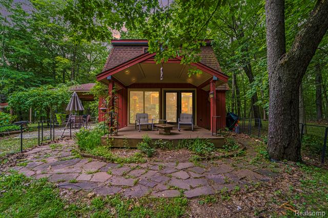 front view picture of 3030 Stanton Rd, Oxford, MI. 48371