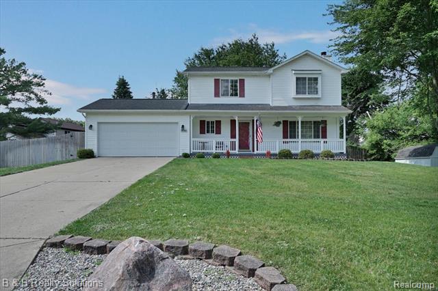 front view picture of 1430 Johns Ct, Oxford, MI. 48371