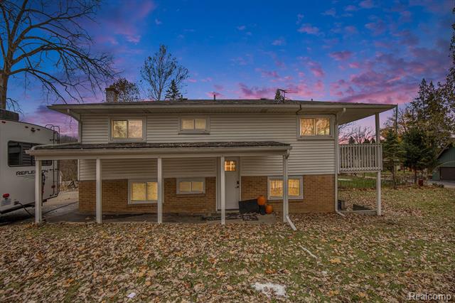 front view picture of 2080 Dunwoodie St, Ortonville, MI. 48462