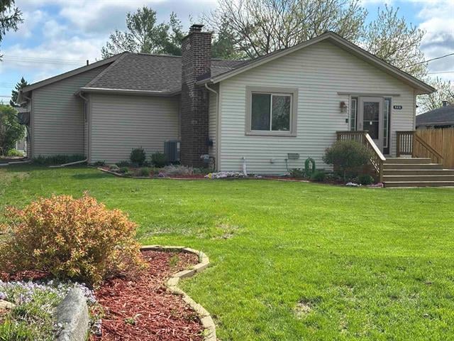 front view picture of 635 Glaspie Rd, Oxford, MI. 48371