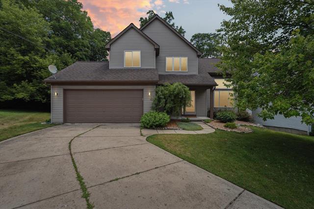 front view picture of 590 Akram Rd, Oxford, MI. 48371