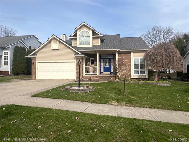 front view picture of 536 Thornehill Trl, Oxford, MI. 48371