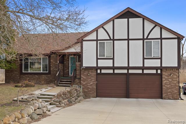 front view picture of 254 Cross Timbers St, Oxford, MI. 48371