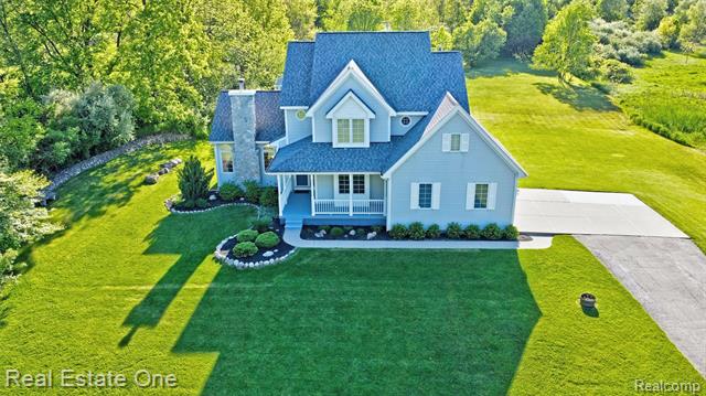 front view picture of 1572 S Hadley Rd, Ortonville, MI. 48462