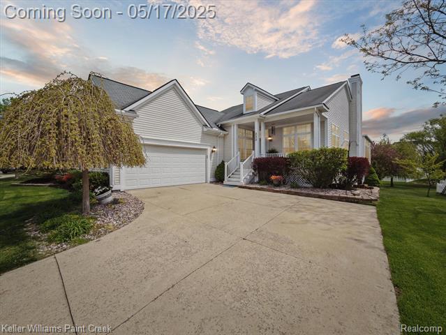 front view picture of 230 Atlantis Cir, Oxford, MI. 48371