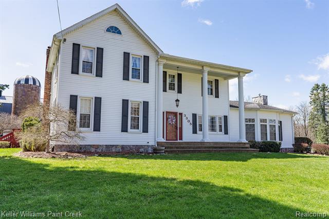 front view picture of 3305 Lakeville Rd, Oxford, MI. 48370