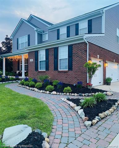 front view picture of 1209 Chelsea Blvd, Oxford, MI. 48371