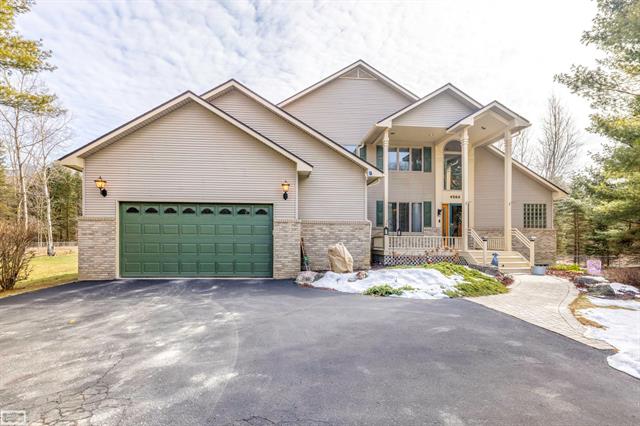 front view picture of 4564 Hagerman Rd, Leonard, MI. 48367