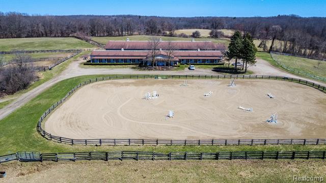 front view picture of 5280 Hosner Rd, Oxford, MI. 48370