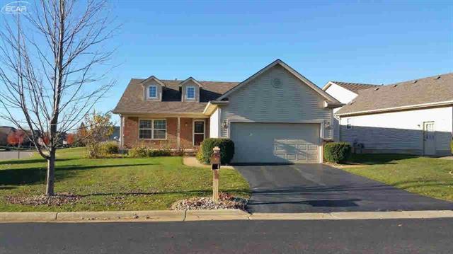 front view picture of 11180 Strathmore Ct, Grand Blanc, MI. 48439