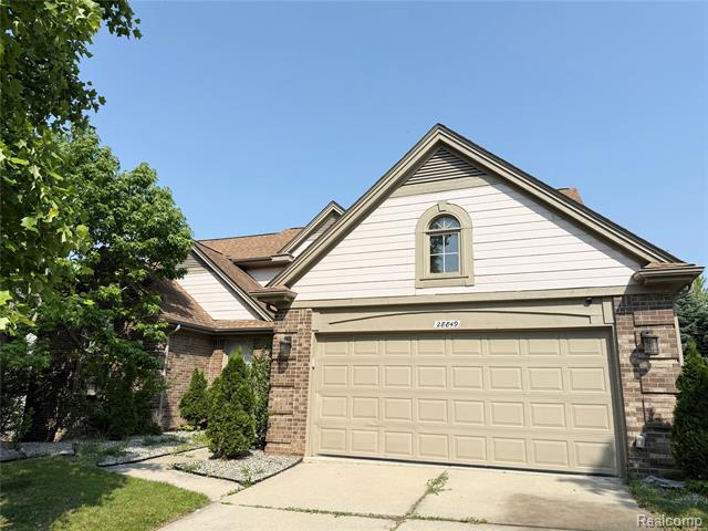 front view picture of 28849 Hearthstone Dr, Novi, MI. 48377