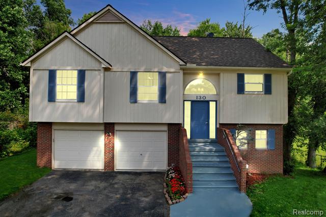 front view picture of 130 N Haven St, Novi, MI. 48377