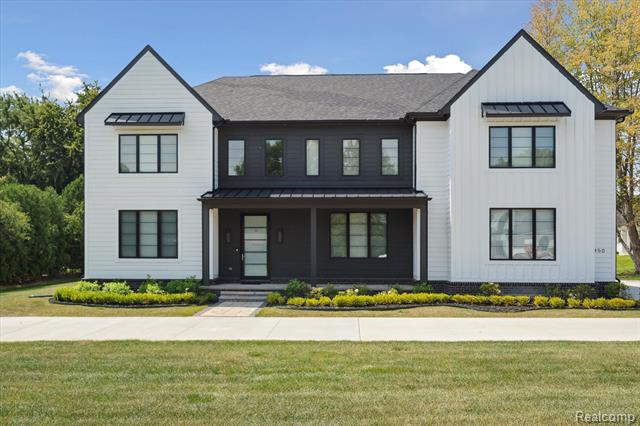 front view picture of 7450 Parkstone Ln, Bloomfield Hills, MI. 48301