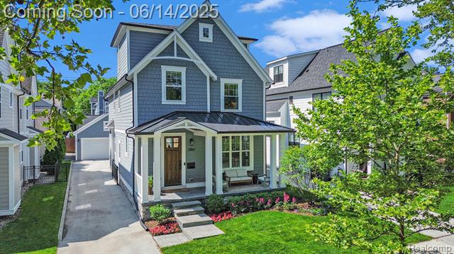 front view picture of 1060 Smith Ave, Birmingham, MI. 48009