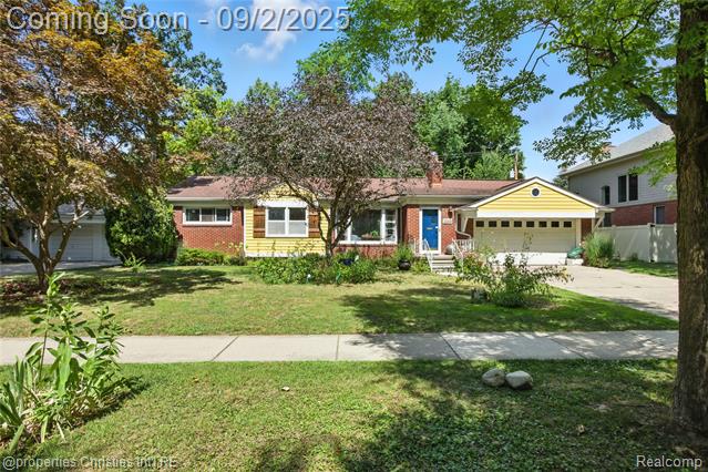 front view picture of 2248 W Lincoln St, Birmingham, MI. 48009