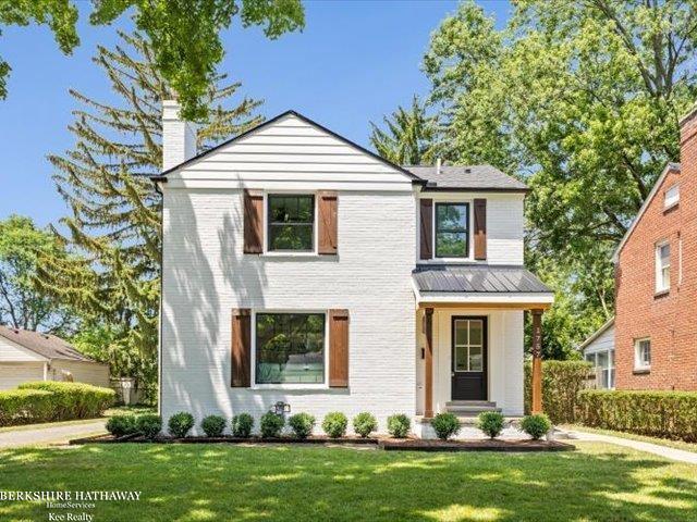 front view picture of 1757 Sheffield Rd, Birmingham, MI. 48009
