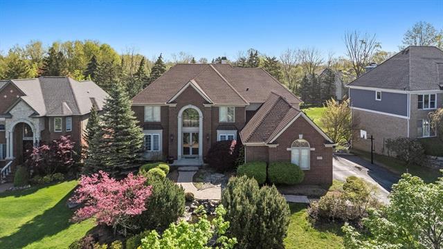 front view picture of 6517 Chelsea Brg, West Bloomfield, MI. 48322