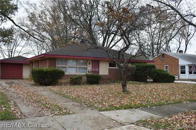 front view picture of 104 Kenyon Dr, Troy, MI. 48083