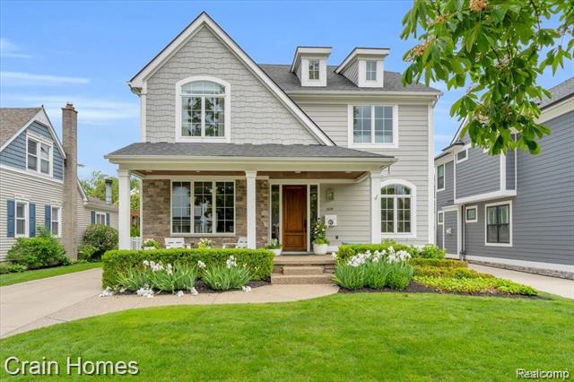 front view picture of 499 Catalpa Dr, Birmingham, MI. 48009