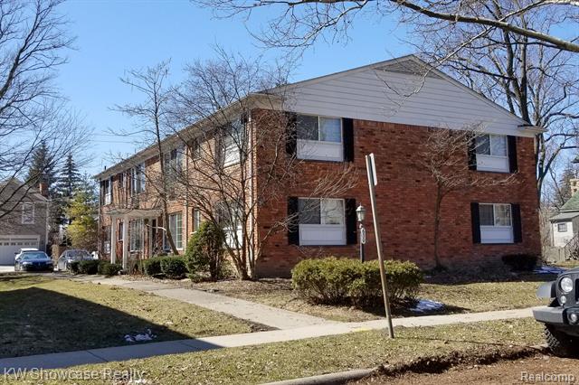 front view picture of 630 Ann St, Birmingham, MI. 48009