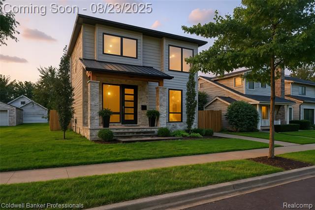 front view picture of 1292 Cole St, Birmingham, MI. 48009