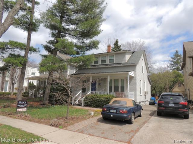 front view picture of 751 S Bates St, Birmingham, MI. 48009