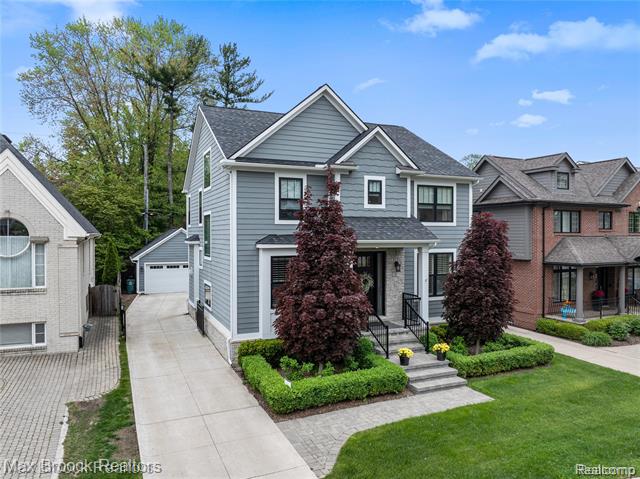 front view picture of 893 Hazel St, Birmingham, MI. 48009