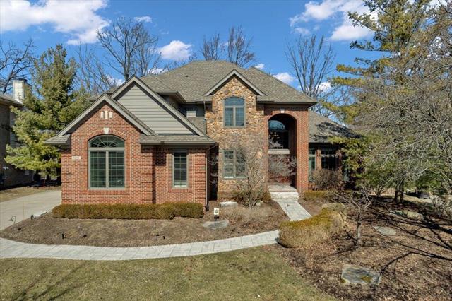 front view picture of 6244 Branford Dr, West Bloomfield, MI. 48322
