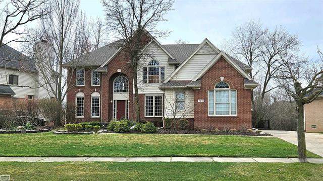 front view picture of 7014 Yarmouth Dr, West Bloomfield, MI. 48322