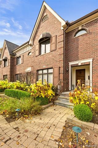 front view picture of 470 Southfield Rd, Birmingham, MI. 48009