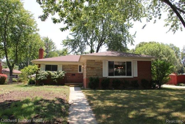 front view picture of 1362 Hazel St, Birmingham, MI. 48009