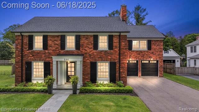 front view picture of 586 Fairfax St, Birmingham, MI. 48009