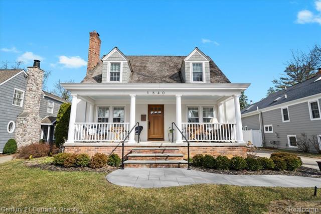 front view picture of 1840 Fairview St, Birmingham, MI. 48009