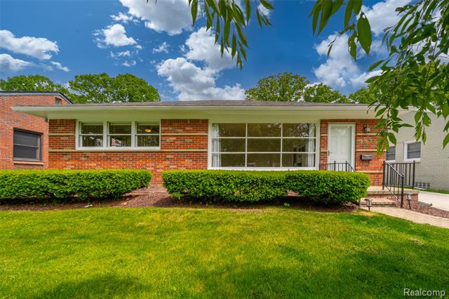 front view picture of 2375 Derby Rd, Troy, MI. 48084