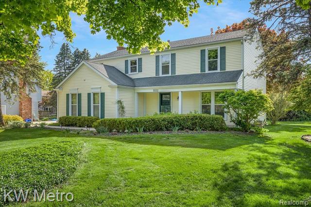 front view picture of 5522 Beauchamp, West Bloomfield, MI. 48322