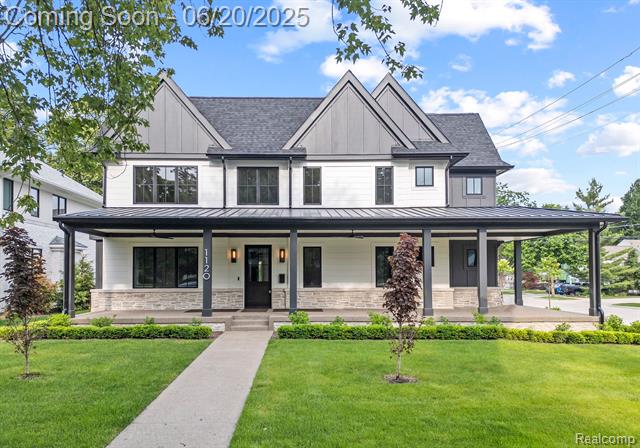 front view picture of 1120 Lyonhurst St, Birmingham, MI. 48009