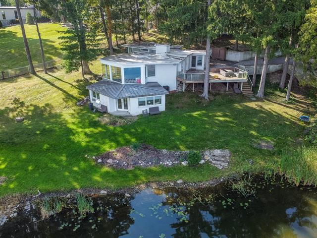 front view picture of 4000 Overlea Ct, Bloomfield Hills, MI. 48302