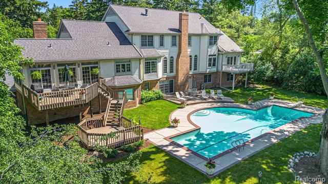 front view picture of 2995 Quarton Rd, Bloomfield Hills, MI. 48301