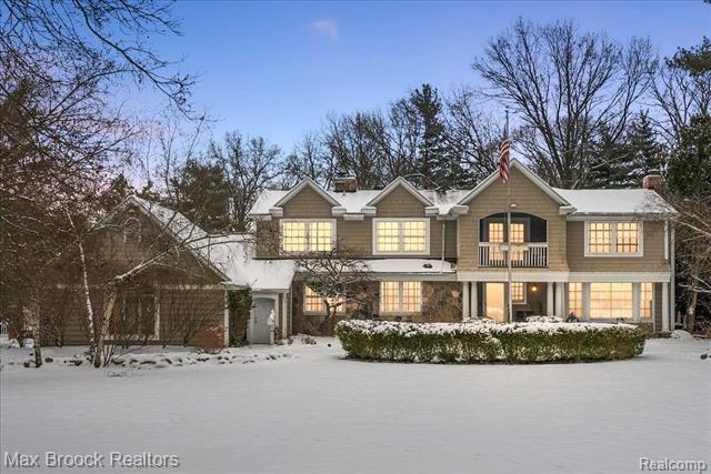 front view picture of 2085 Quarton Rd, Bloomfield Hills, MI. 48301