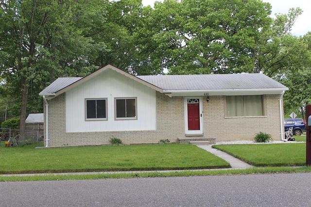 front view picture of 655 Robinwood Dr, Troy, MI. 48083