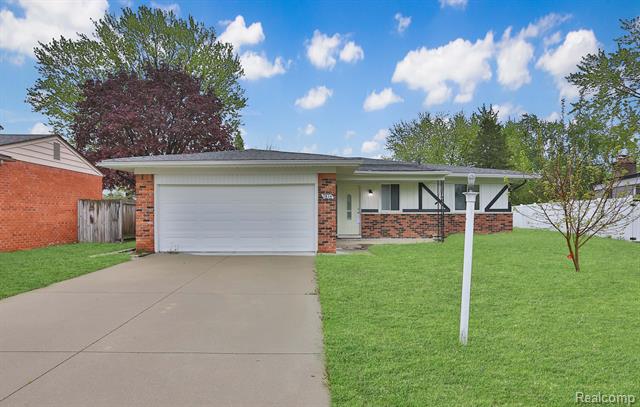front view picture of 2874 Samuel Dr, Troy, MI. 48083