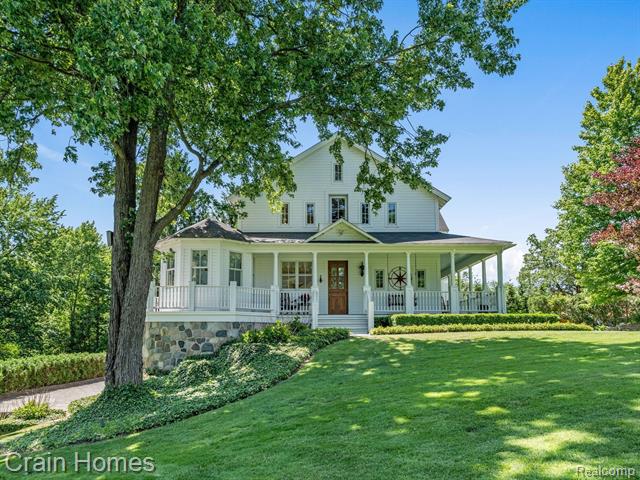 front view picture of 1502 Old Salem Ct, Birmingham, MI. 48009
